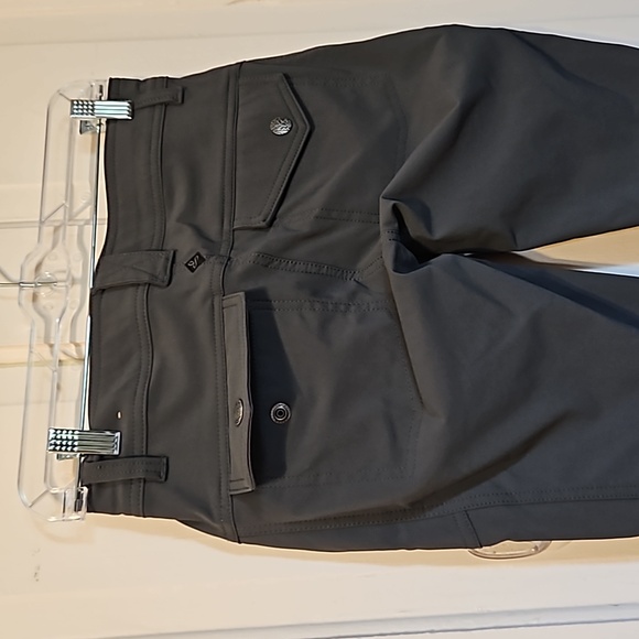 prAna size 0 high performance hiking pants Grey with 3 zippered pockets & back - Picture 9 of 11